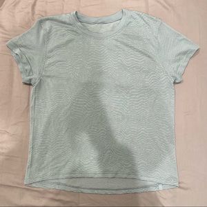 Lululemon Train to Be Seamless Short Sleeve T-Shirt
